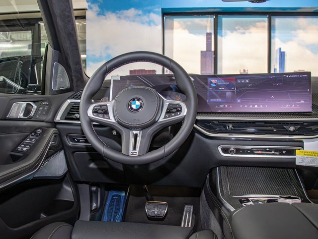 Used 2026 BMW X7 M60i AWD/4WD image 16