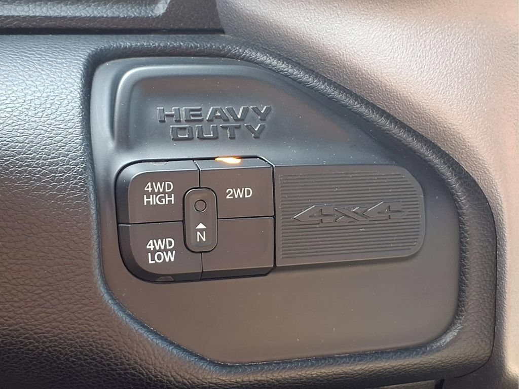 Used 2024 RAM 2500 Big Horn AWD/4WD image 10