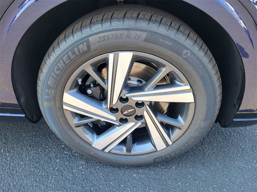 Certified 2026 Genesis GV70 3.5T Sport Advanced image 7