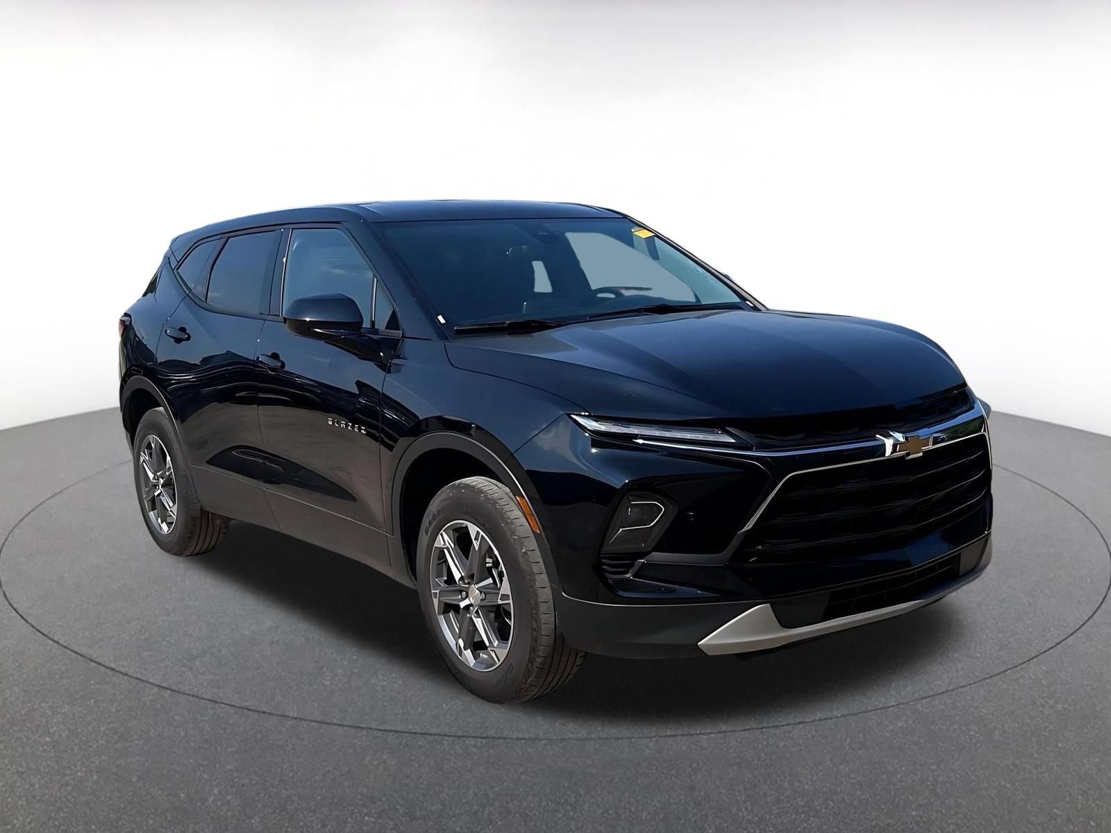 Used 2026 Chevrolet Blazer LT FWD video 2