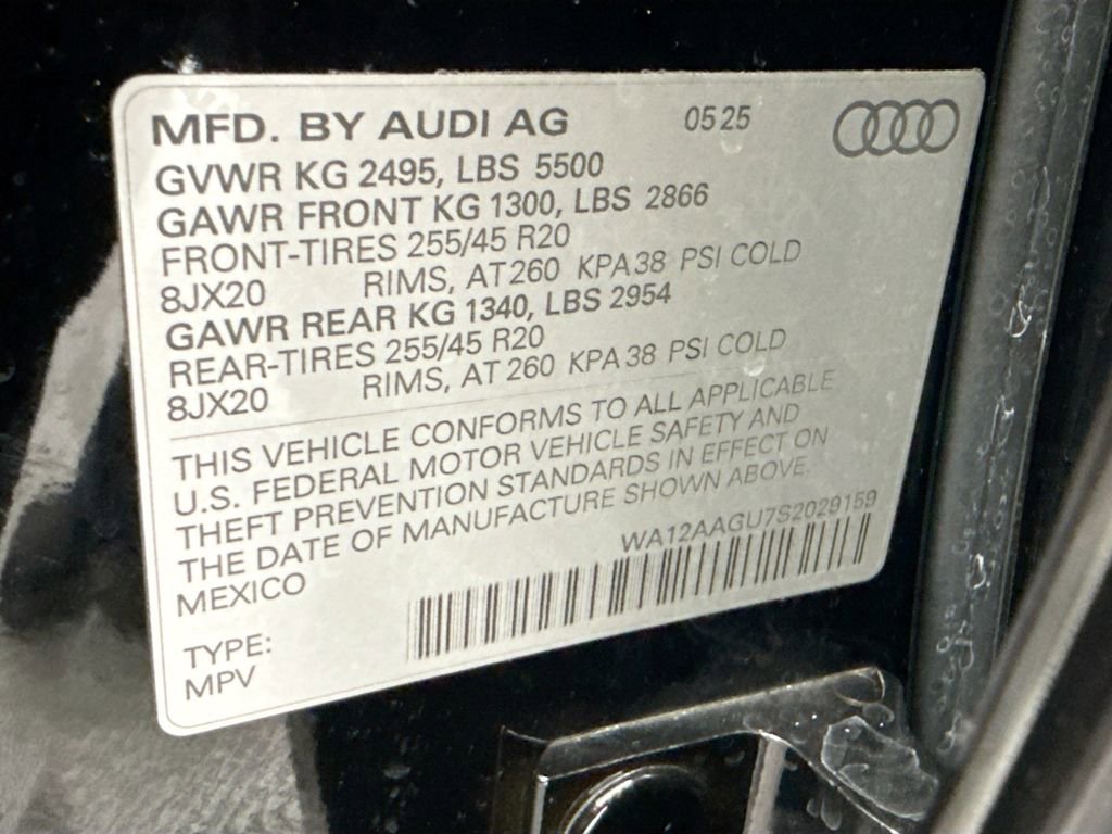 Used 2025 Audi Q5 Premium Plus w/ Premium Plus image 34