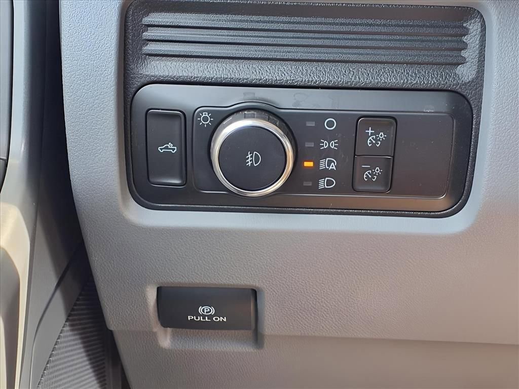 Used 2023 Ford F350 XLT w/ FX4 Off-Road Package image 17