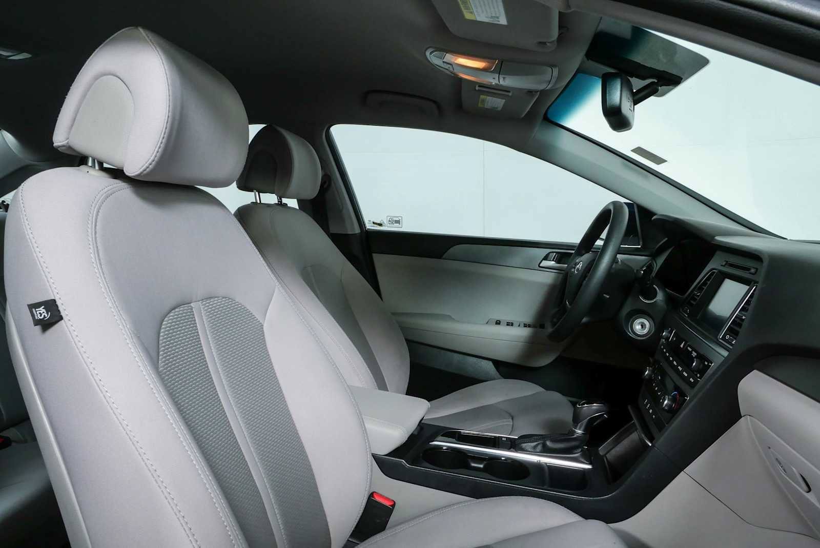 Used 2017 Hyundai Sonata SE FWD image 20