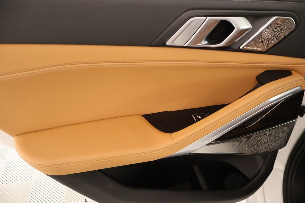 Used 2024 BMW X6 M60i image 18