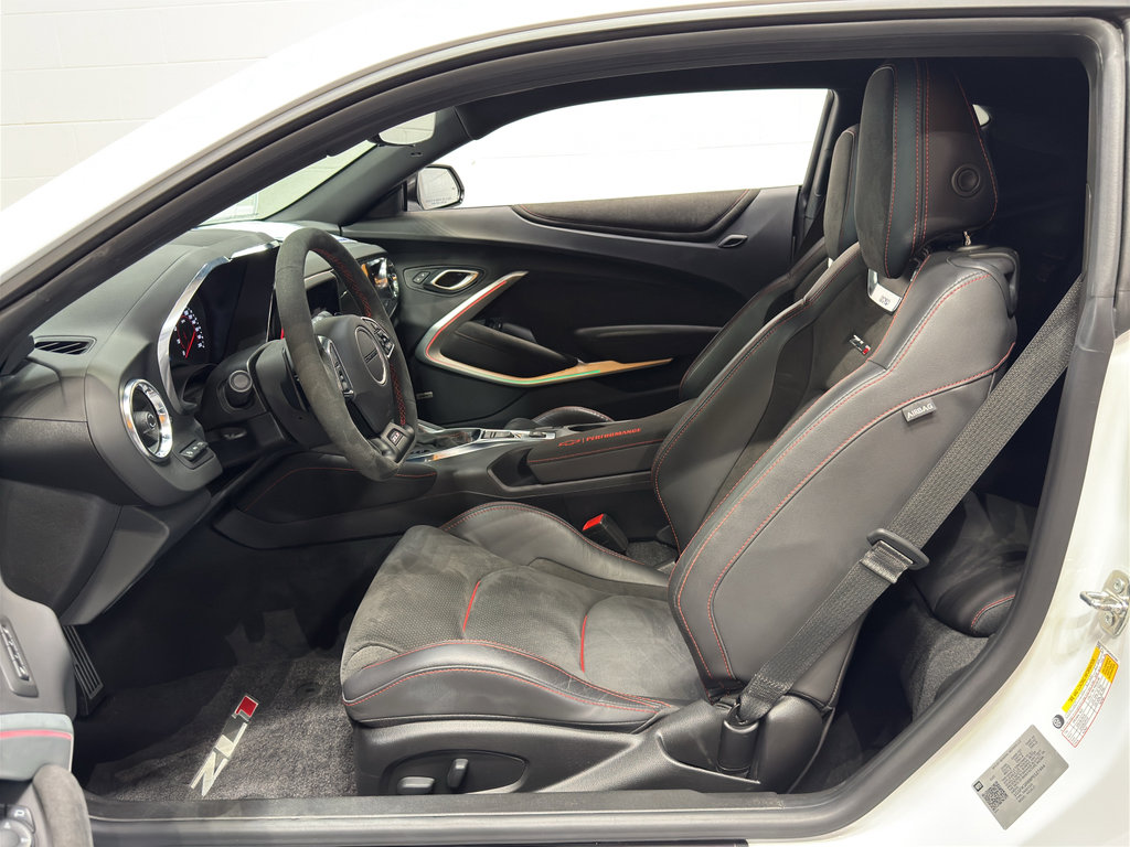 Used 2023 Chevrolet Camaro ZL1 image 8