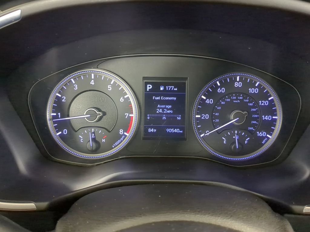 Used 2019 Hyundai Santa Fe SE image 30