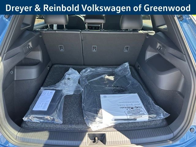 New 2026 Volkswagen Tiguan SE R-Line FWD image 29