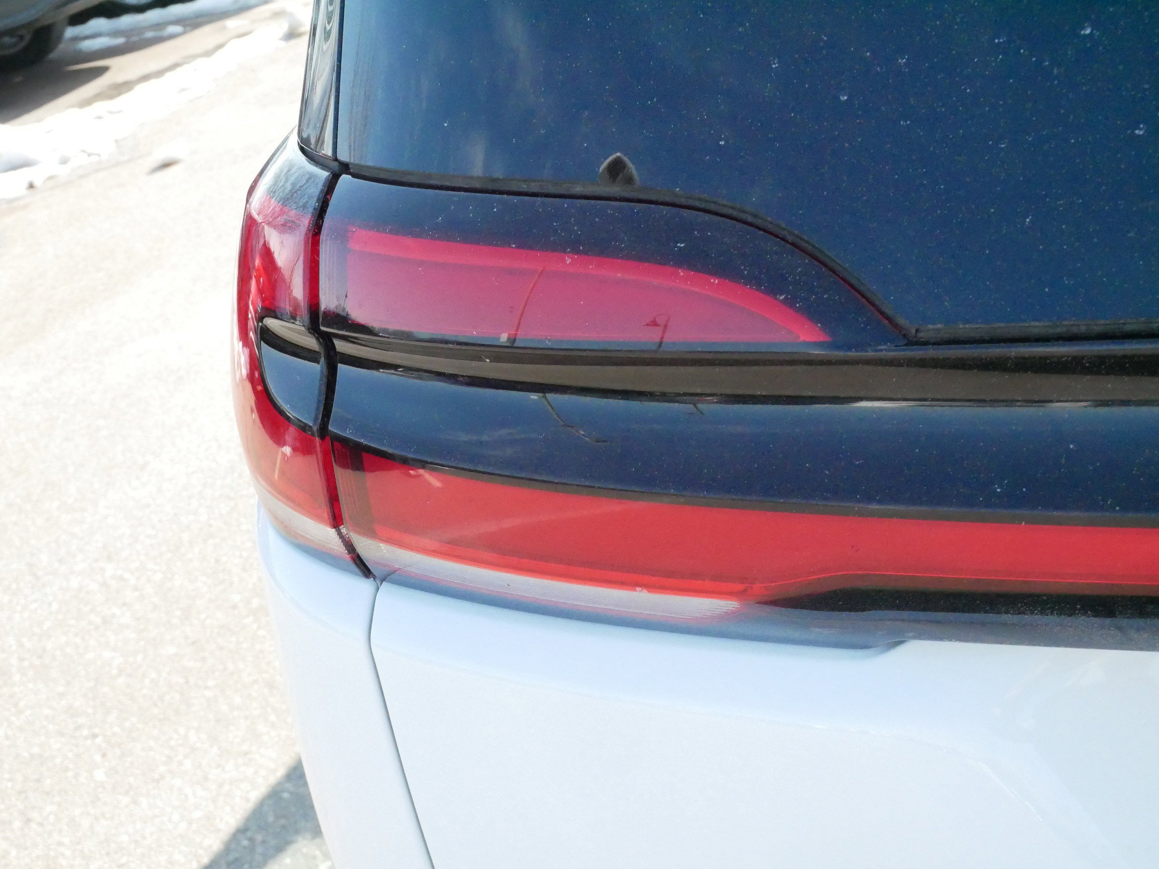 Used 2024 Chrysler Pacifica Touring-L image 17