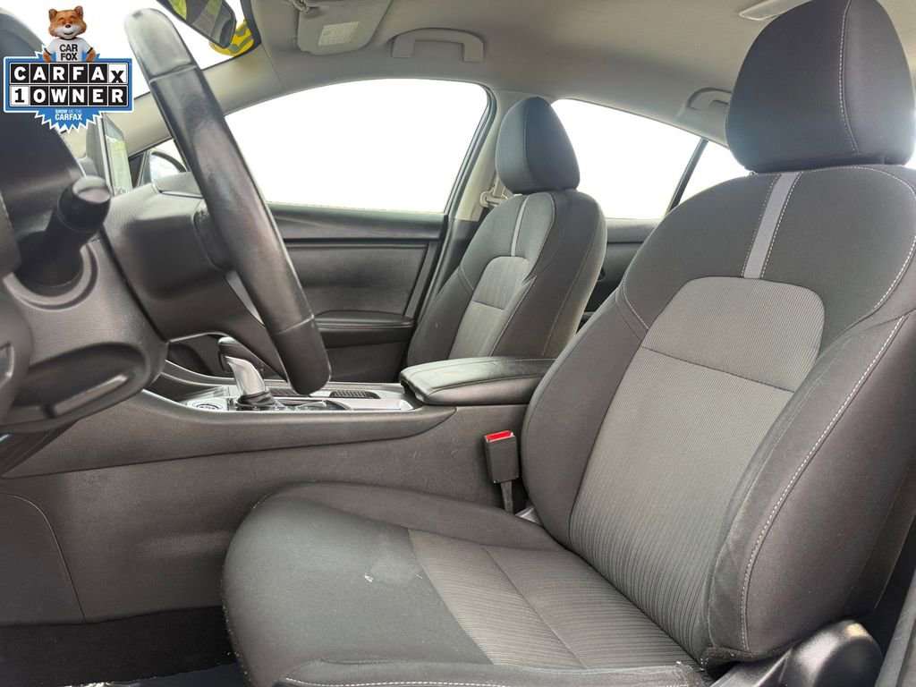 Certified 2024 Nissan Sentra SV w/ All-Weather Package FWD image 9