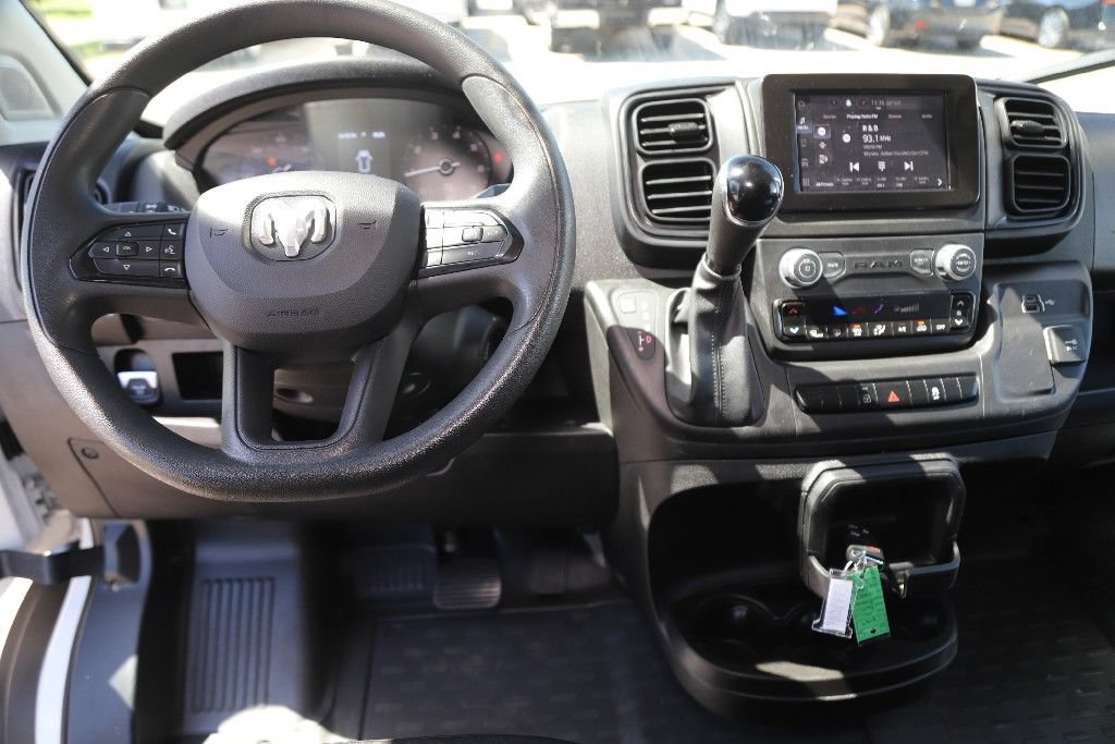 Used 2026 RAM ProMaster 2500 w/ Convenience Group FWD image 32