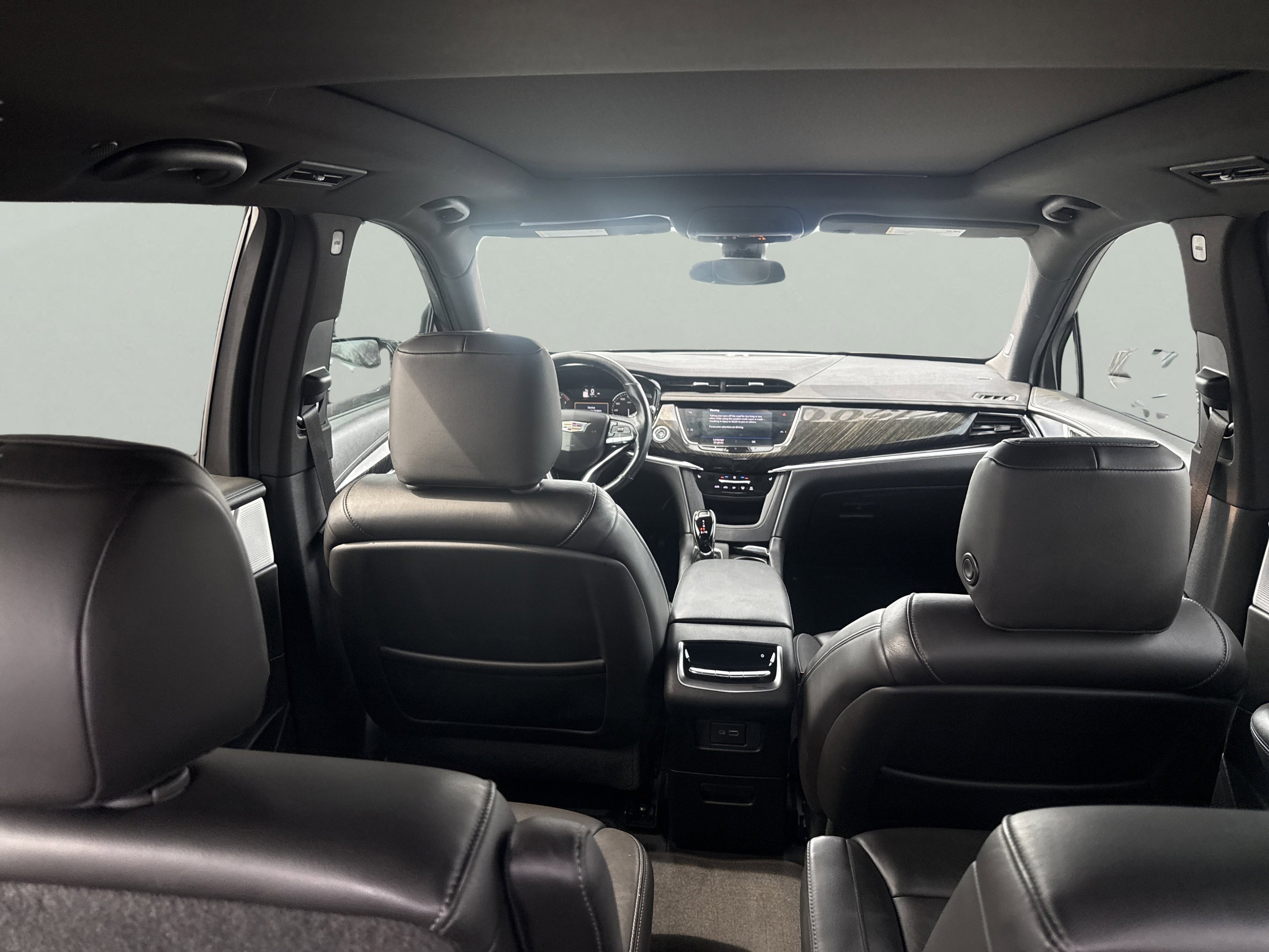 Used 2020 Cadillac XT6 Premium Luxury image 14