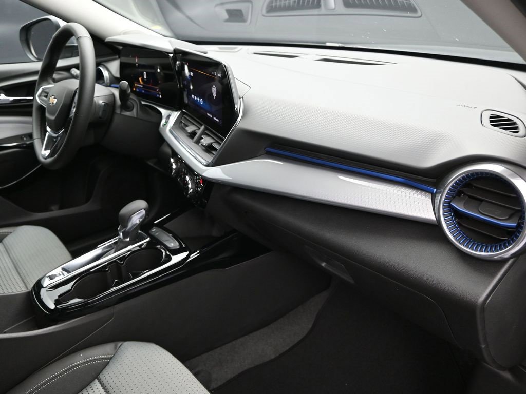 New 2026 Chevrolet Trax LT w/ Driver Confidence Package image 23