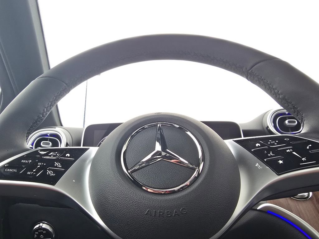 New 2026 Mercedes-Benz GLC 300 4MATIC image 28
