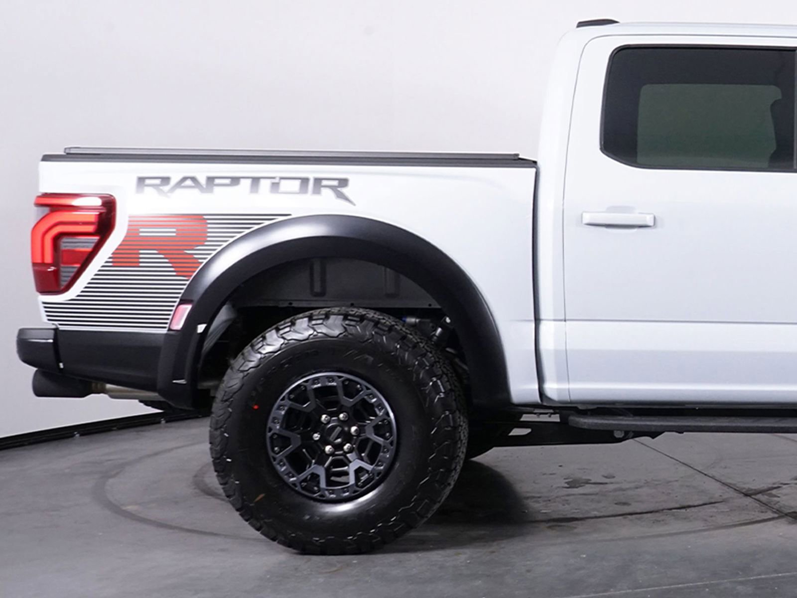 Used 2025 Ford F150 Raptor w/ Equipment Group 803A Raptor R image 14