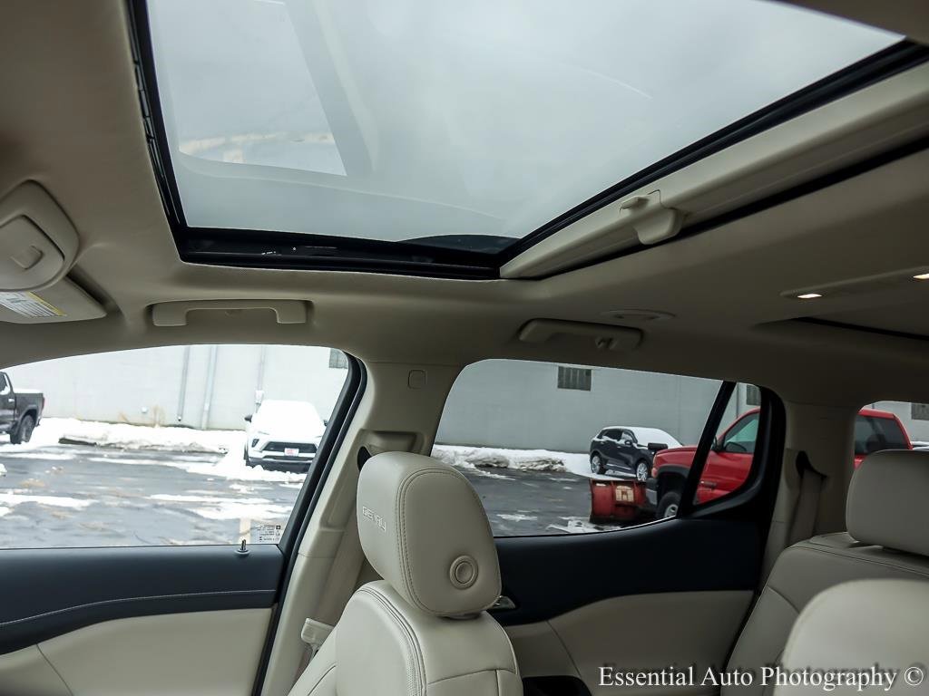 Used 2023 GMC Acadia Denali w/ Denali Ultimate Package image 11