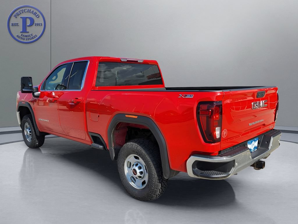 Used 2022 GMC Sierra 2500 SLE w/ X31 Off-Road Package AWD/4WD image 5