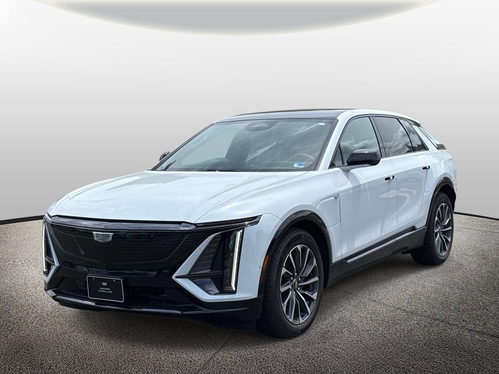 New 2026 Cadillac Lyriq Sport w/ LPO, Floor Liner Package AWD/4WD image 5