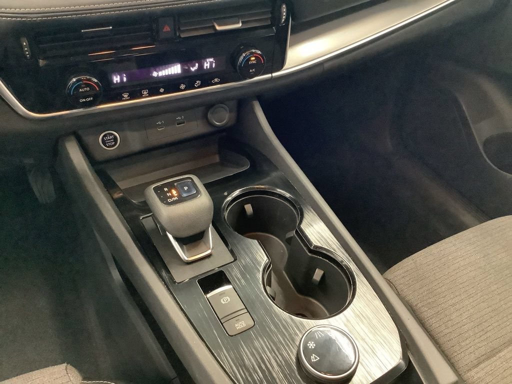 Used 2021 Nissan Rogue SV AWD/4WD image 15
