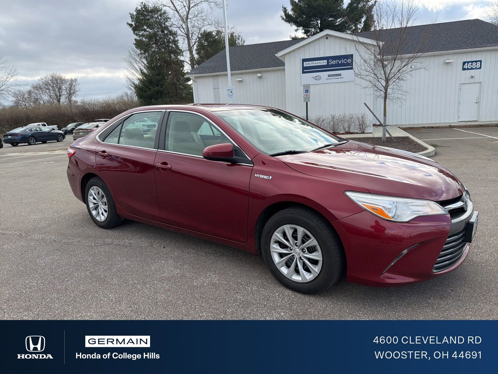 Used 2015 Toyota Camry LE w/ Four Season Floor Mat Package image 2