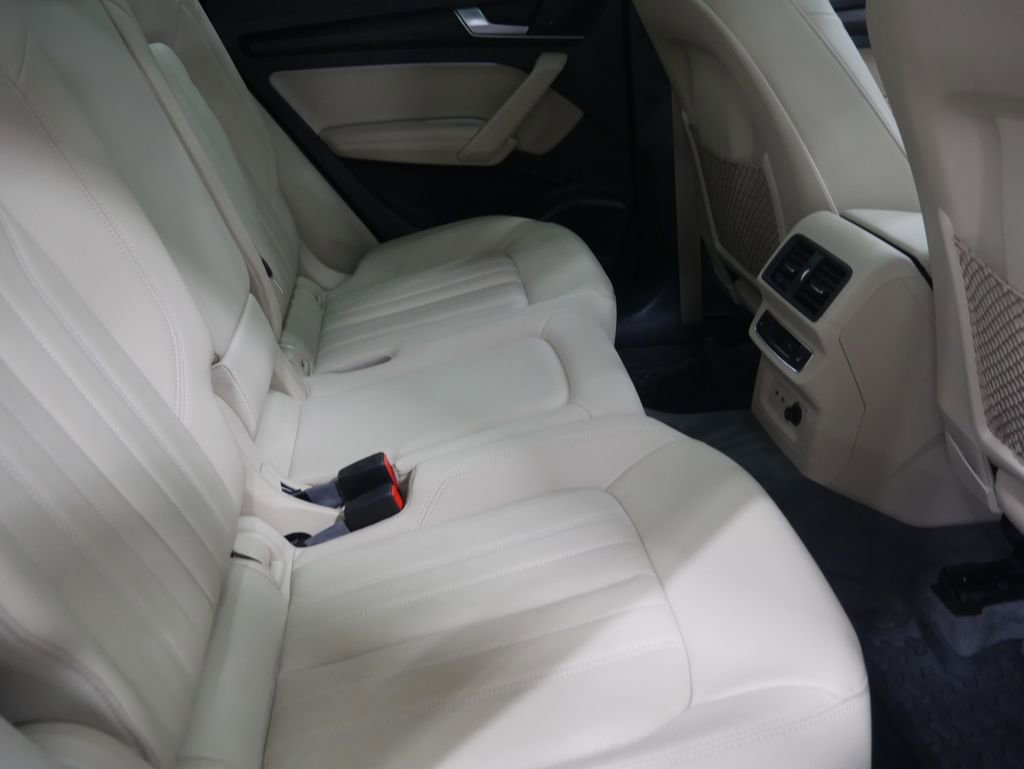 Used 2020 Audi Q5 2.0T Premium Plus w/ Premium Plus Package image 31