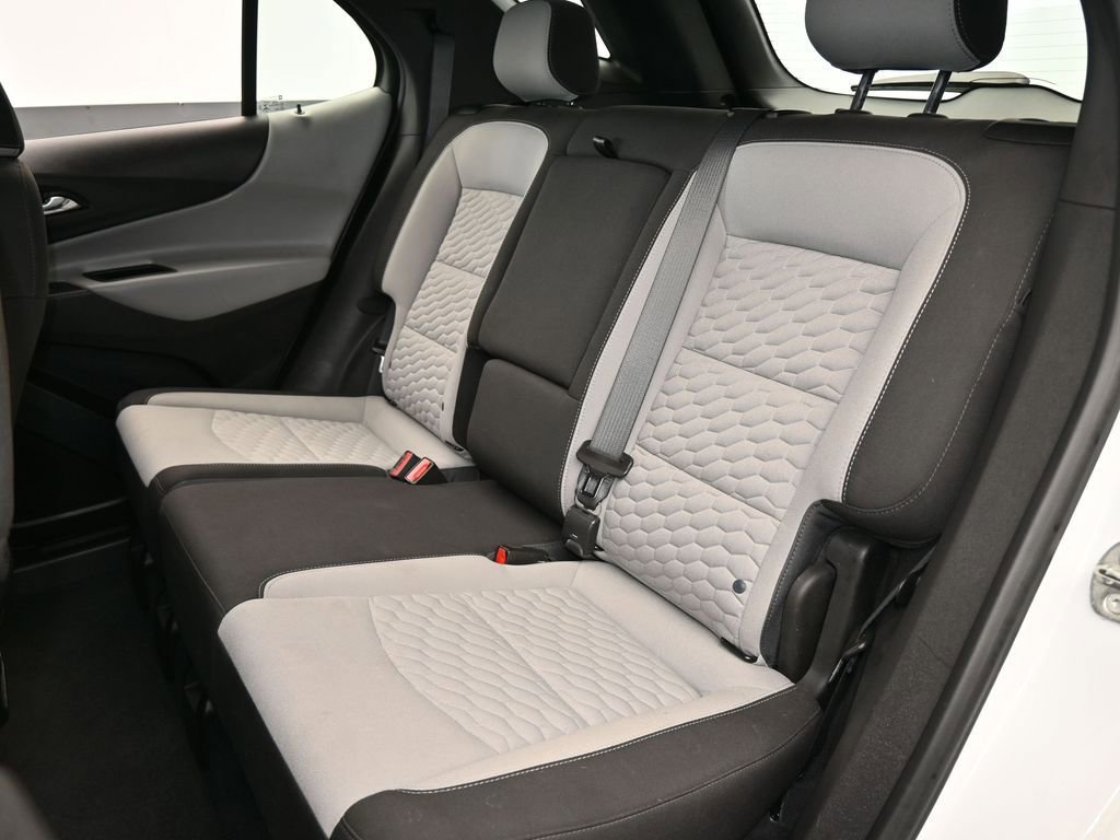 Used 2021 Chevrolet Equinox LS image 29