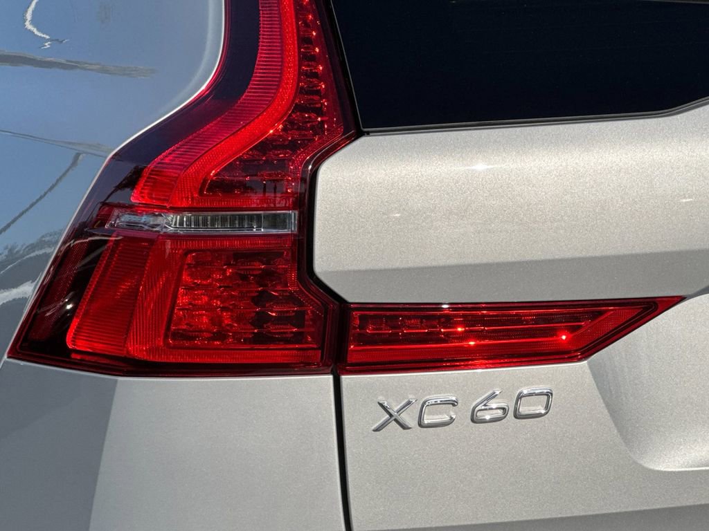 Certified 2023 Volvo XC60 B5 Ultimate AWD/4WD image 26