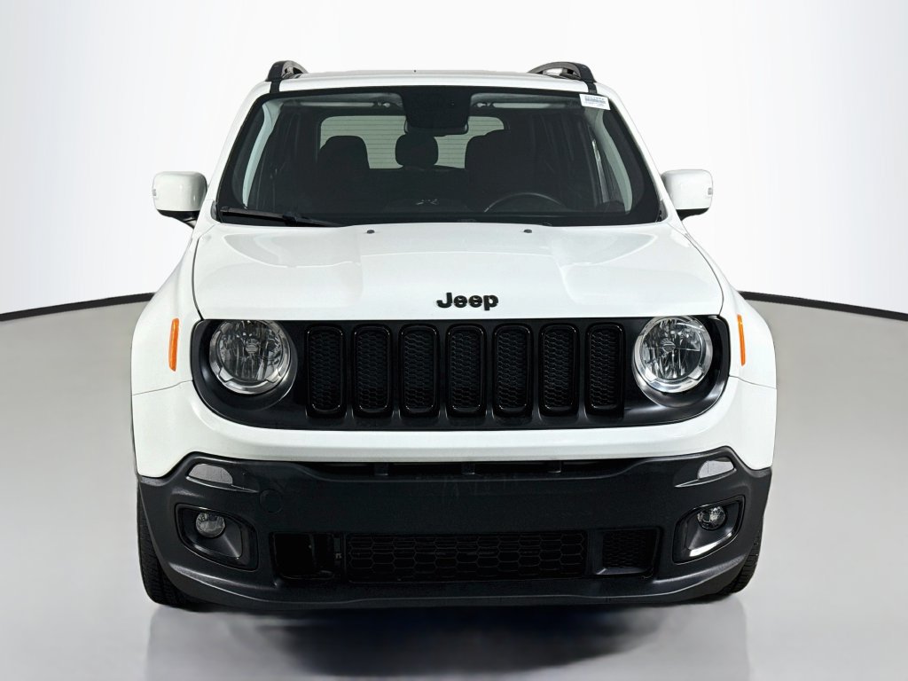 Used 2018 Jeep Renegade Altitude w/ Popular Equipment Group FWD image 2