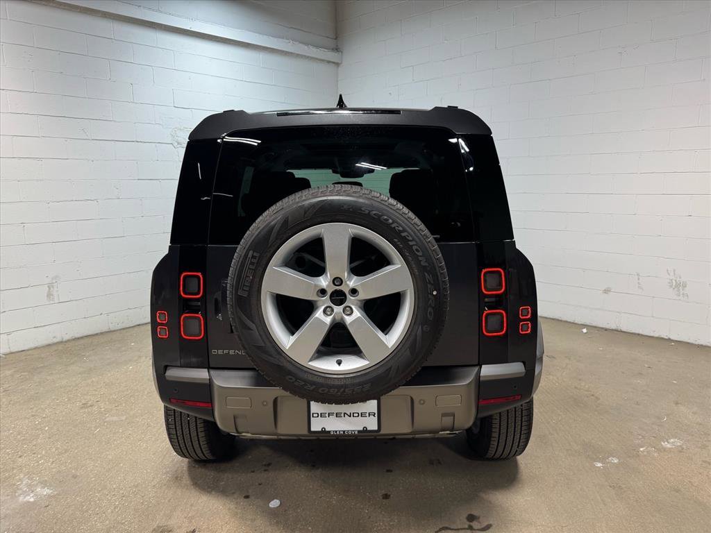 Used 2026 Land Rover Defender 110 S image 8