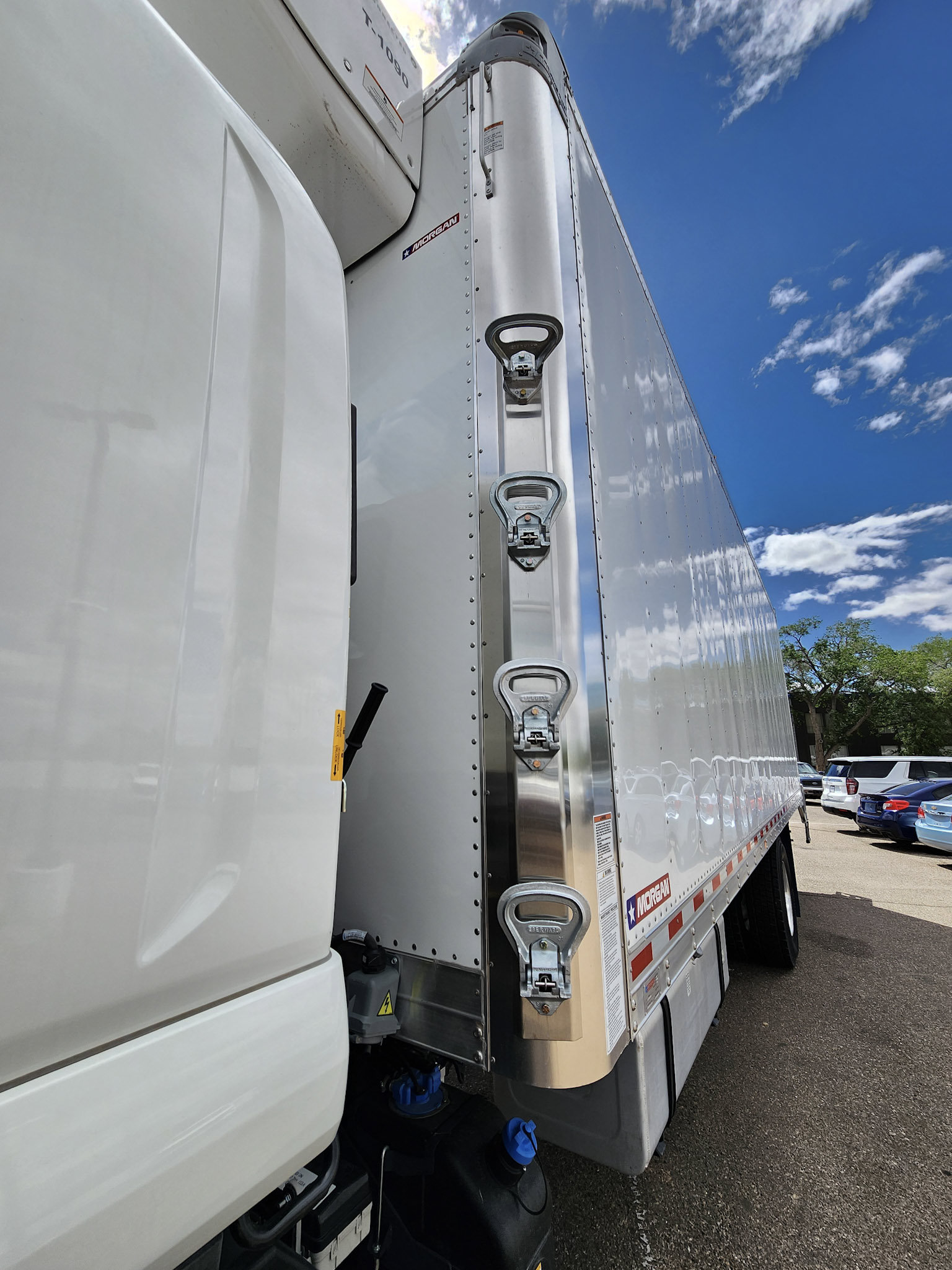 New 2024 Chevrolet Low Cab Forward 7500XD RWD image 29