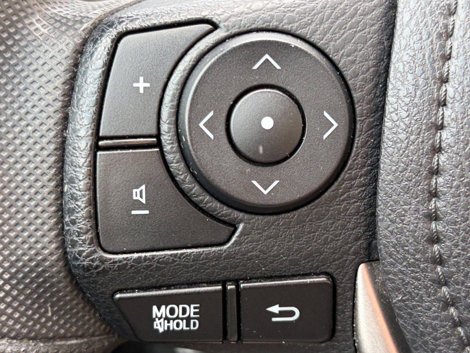 Used 2016 Toyota Corolla LE FWD image 20
