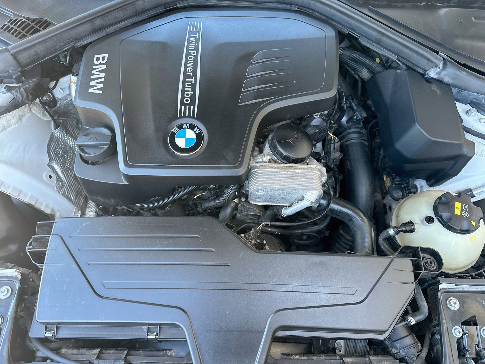 Used 2018 BMW 320i xDrive Sedan AWD/4WD image 34