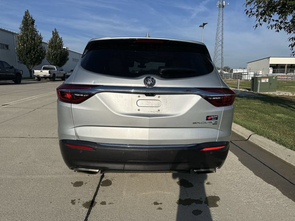Used 2019 Buick Enclave Premium AWD/4WD image 10