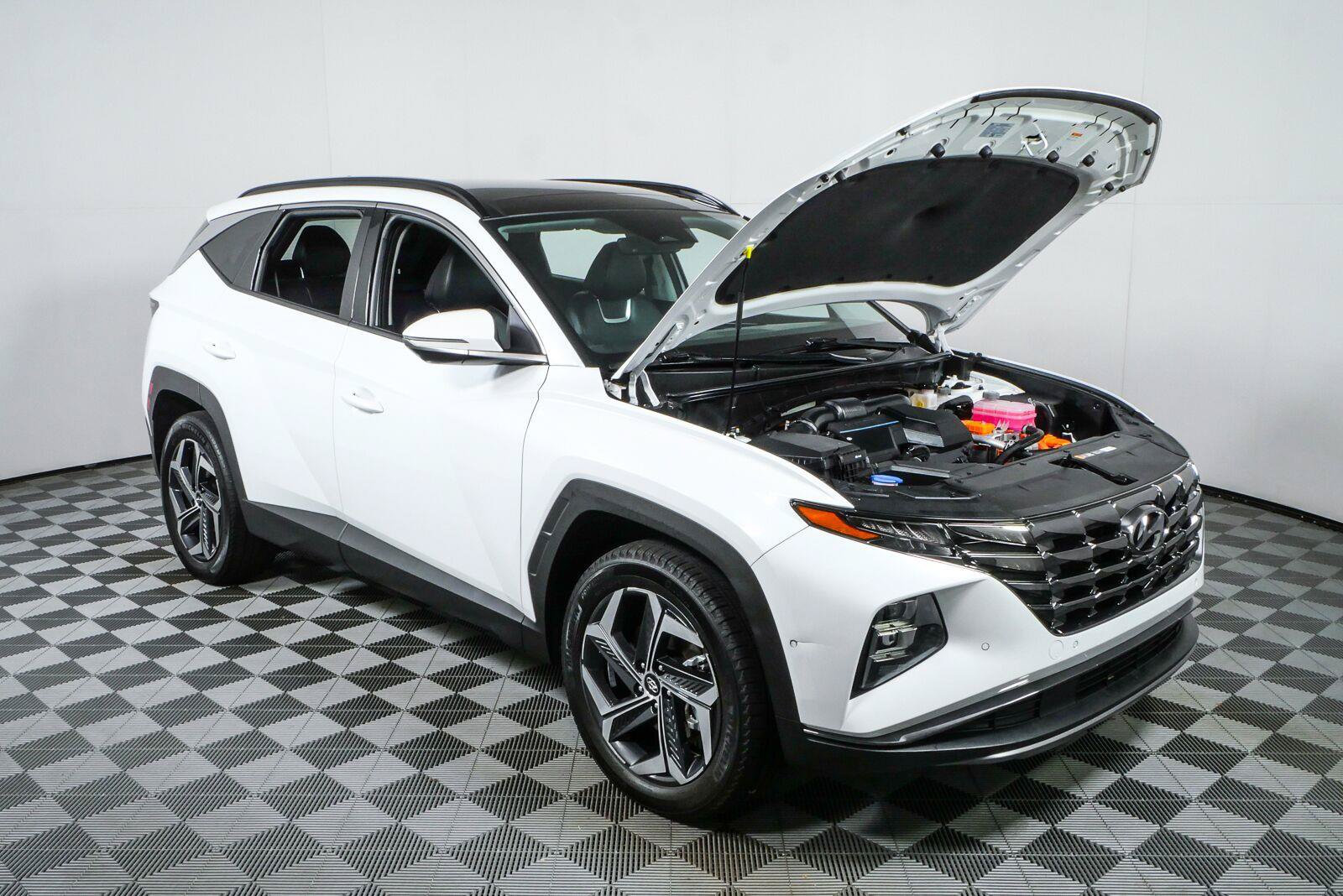Used 2024 Hyundai Tucson Limited AWD/4WD image 36