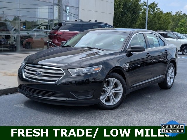Used 2017 Ford Taurus SE