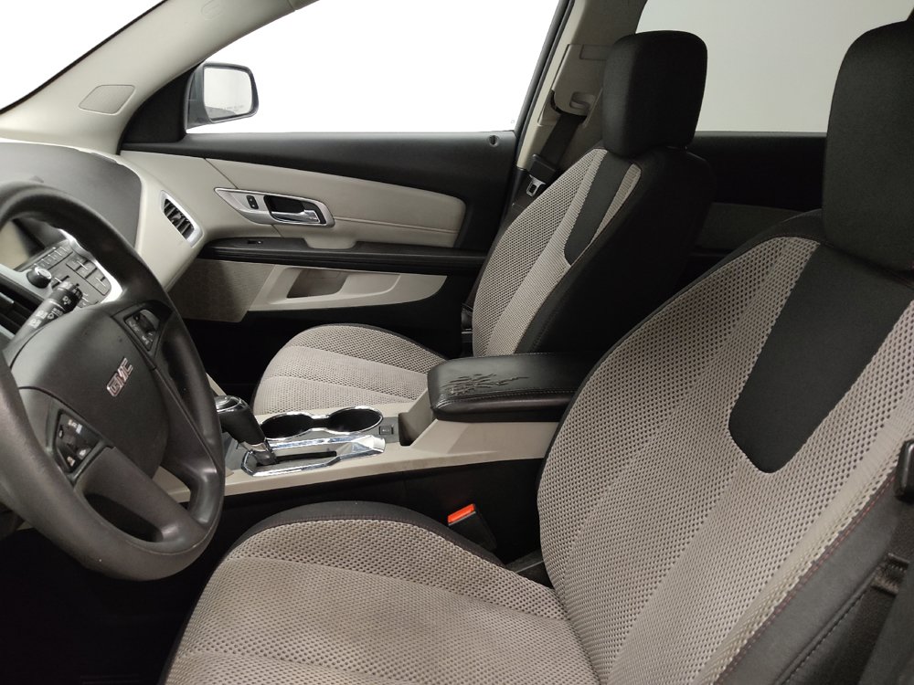 Used 2017 GMC Terrain SLE FWD image 17