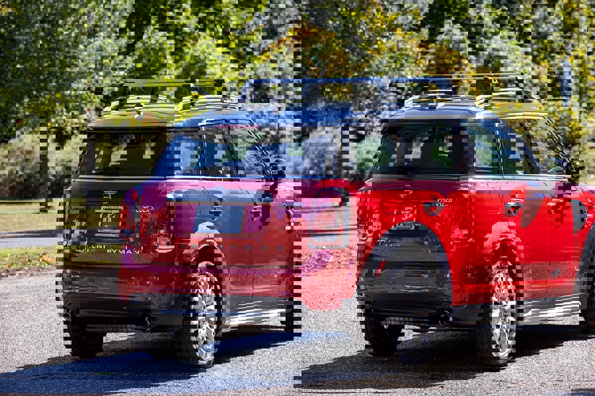 Used 2020 MINI Cooper Countryman S w/ Premium Package image 5