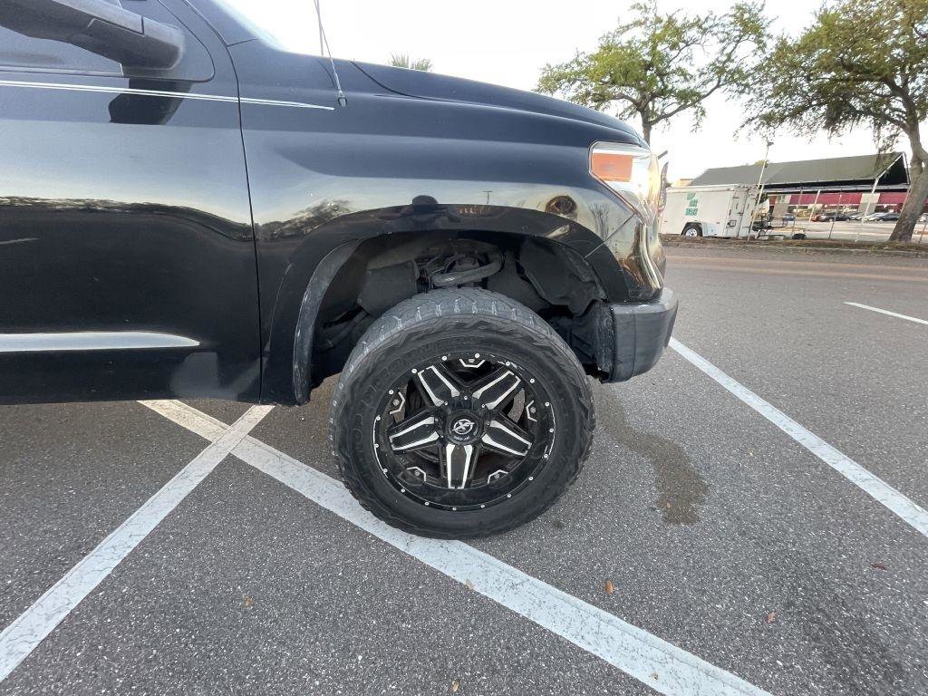 Used 2016 Toyota Tundra SR w/ Tow Package image 4