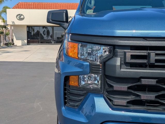 Used 2024 Chevrolet Silverado 1500 Custom w/ Dark Appearance Package RWD image 10