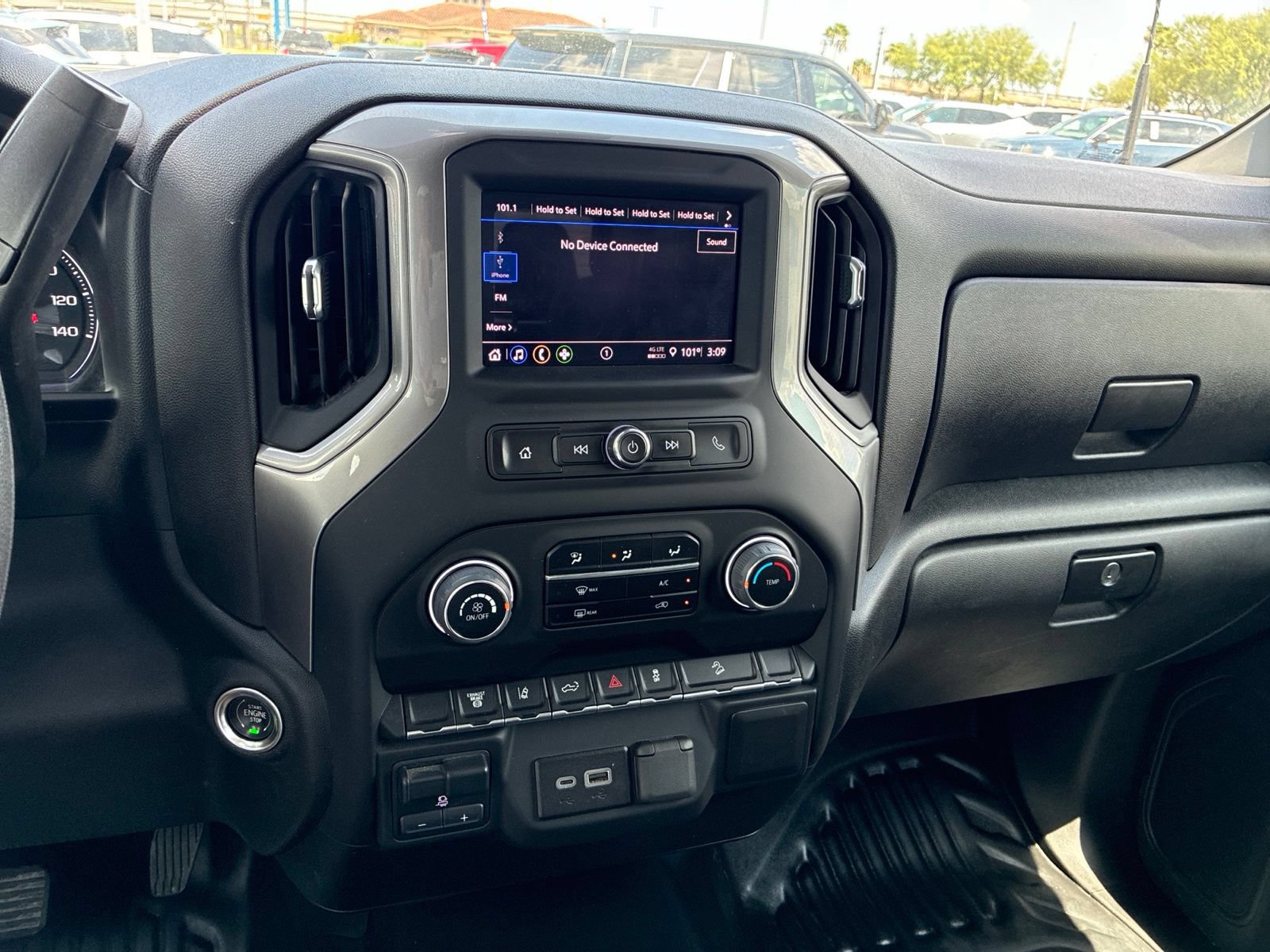 Used 2024 Chevrolet Silverado 2500 W/T AWD/4WD image 27