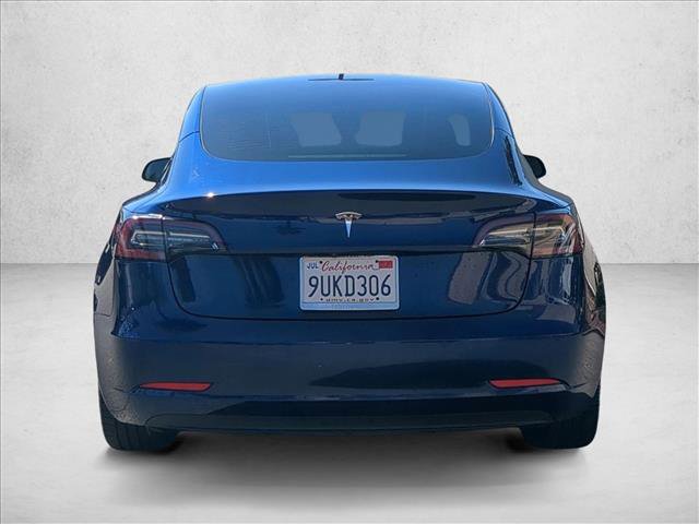Used 2021 Tesla Model 3 Standard Range Plus image 7