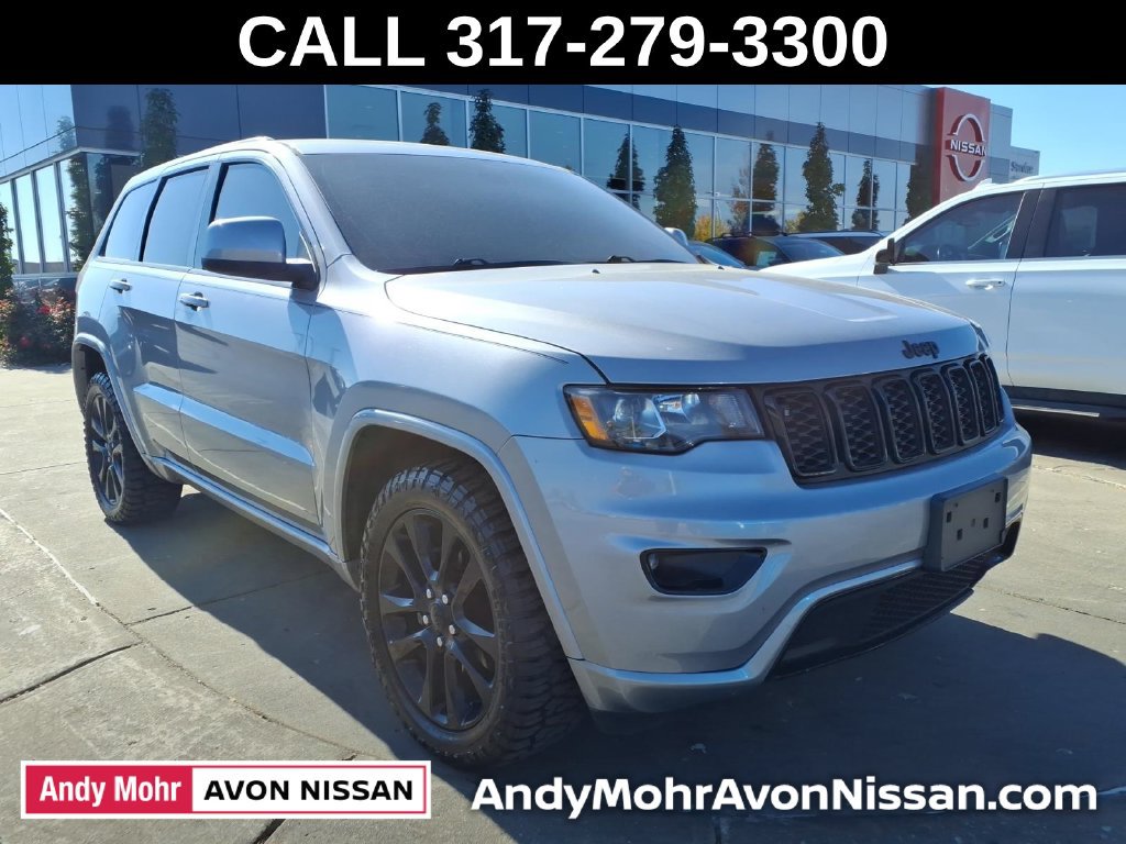 Used 2019 Jeep Grand Cherokee Altitude AWD/4WD image 2