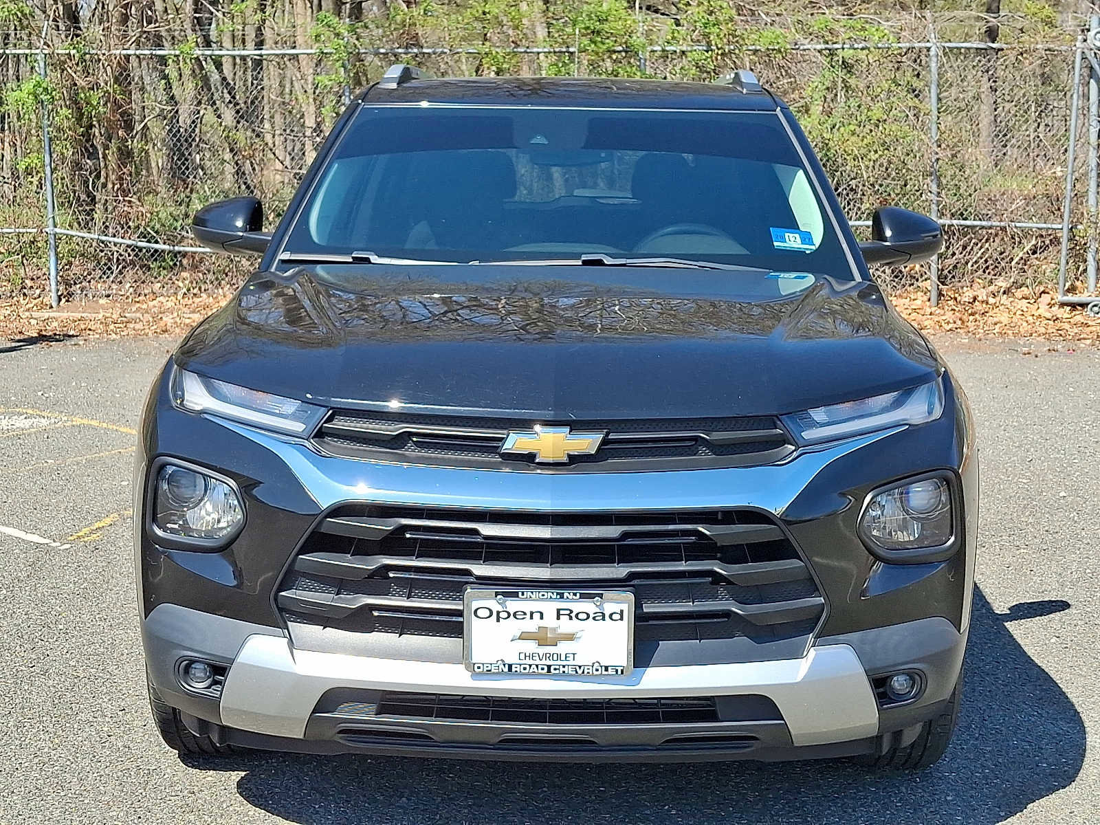 Used 2021 Chevrolet TrailBlazer LT w/ Convenience Package AWD/4WD image 2