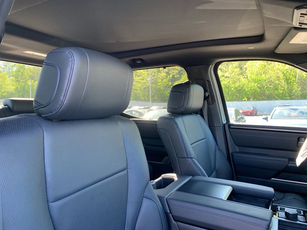 New 2026 Toyota Tundra Platinum AWD/4WD image 18