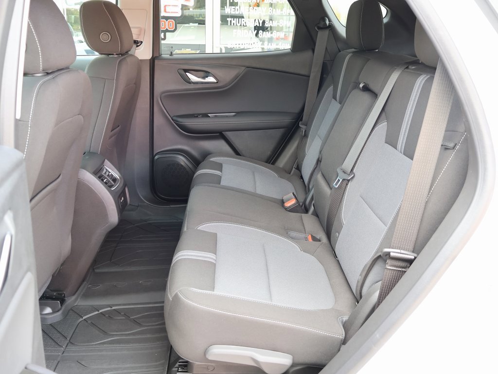 New 2025 Chevrolet Blazer LT w/ LPO, Black Sport Package image 25
