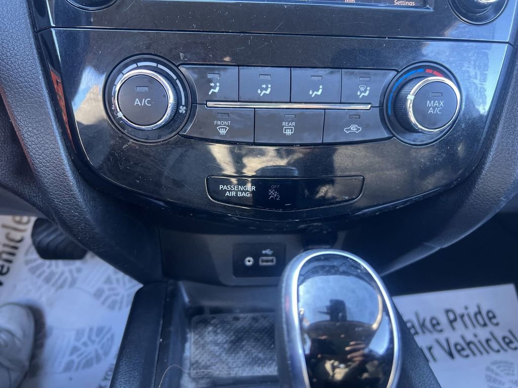 Used 2020 Nissan Rogue Sport S w/ Appearance Package image 13