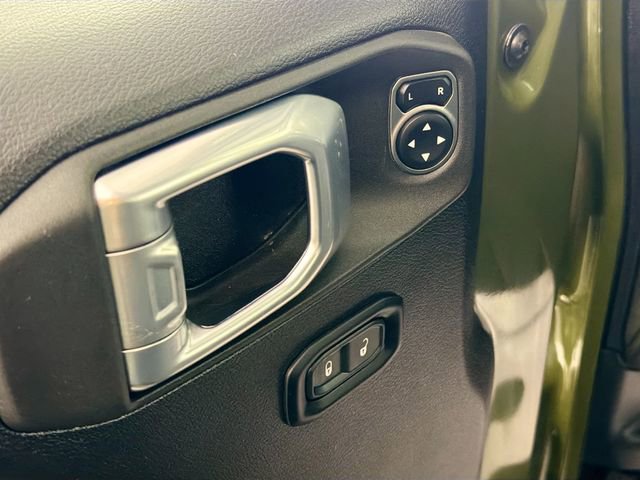Used 2021 Jeep Wrangler Willys image 17
