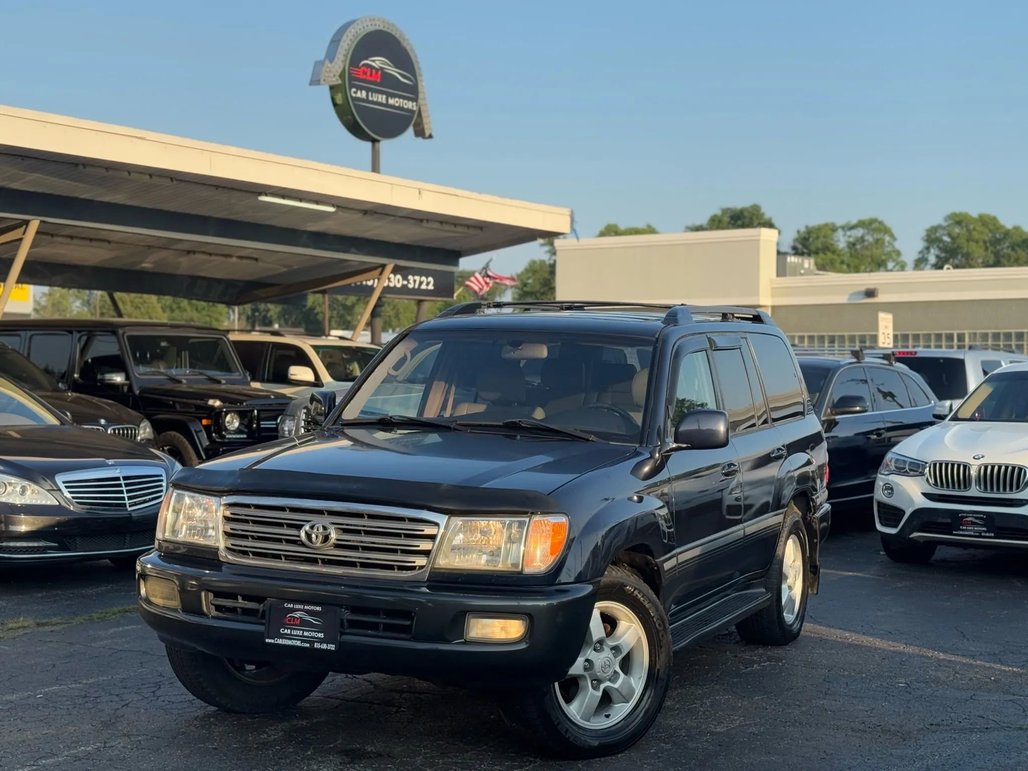 Used 2004 Toyota Land Cruiser AWD/4WD image 1