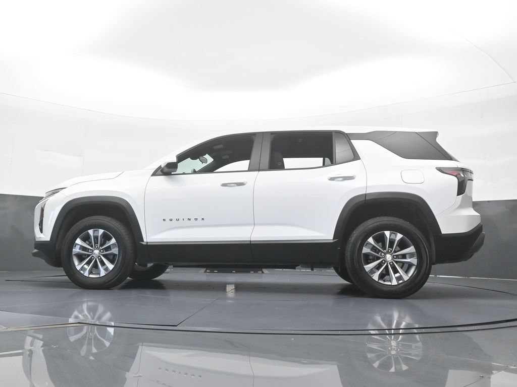 Used 2026 Chevrolet Equinox LT FWD image 54