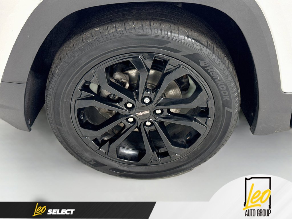 Used 2022 GMC Terrain SLE w/ GMC Pro Grade Package AWD/4WD image 34