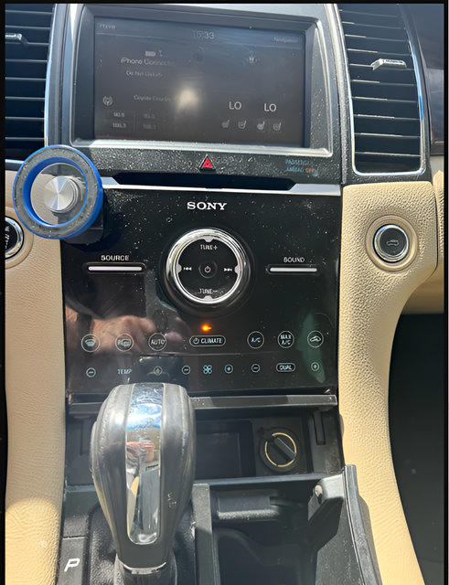 Used 2013 Ford Taurus Limited FWD image 7